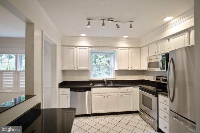 Photo - 7041 Alicent Pl