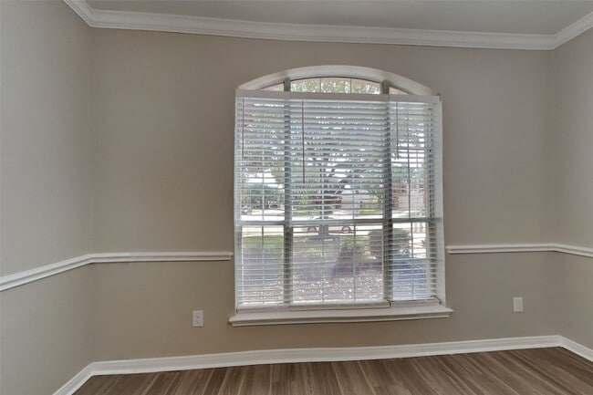 Photo - 4811 Beaver Pond Cir