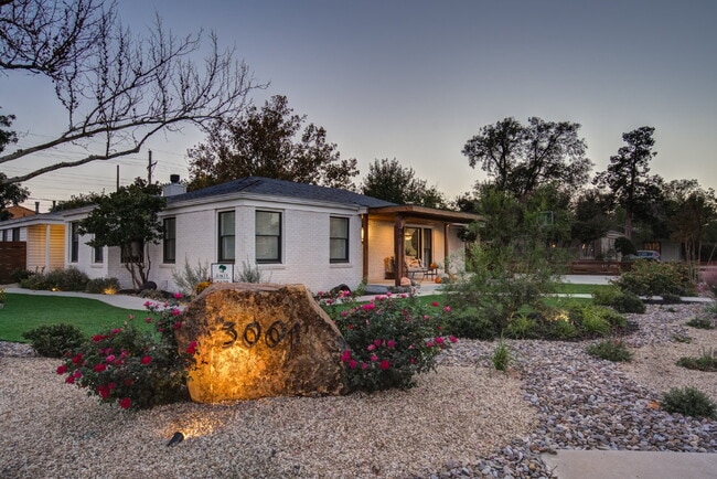 Photo - A Standard of Excellence in Tech Terrace!