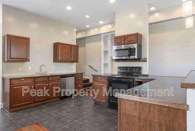 Photo - 1409 Catherine St Condo Unit B