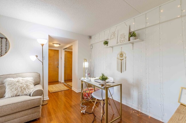 Photo - 3307 Valley Dr Unit 3307