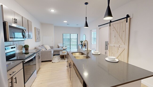 The Standard on 32nd - The Standard on 32nd Apartamentos