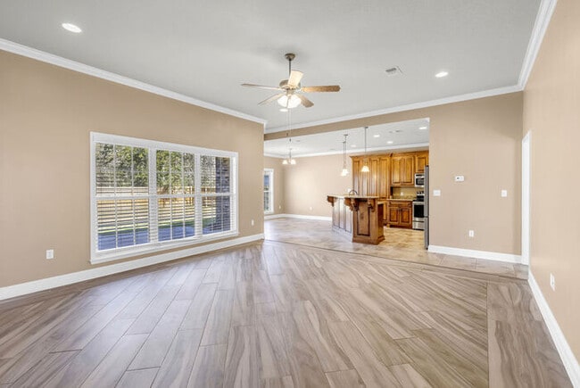 Photo - 62 Tantallon Dr