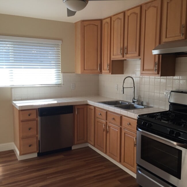 Building Photo - 865 Sonoma Ave