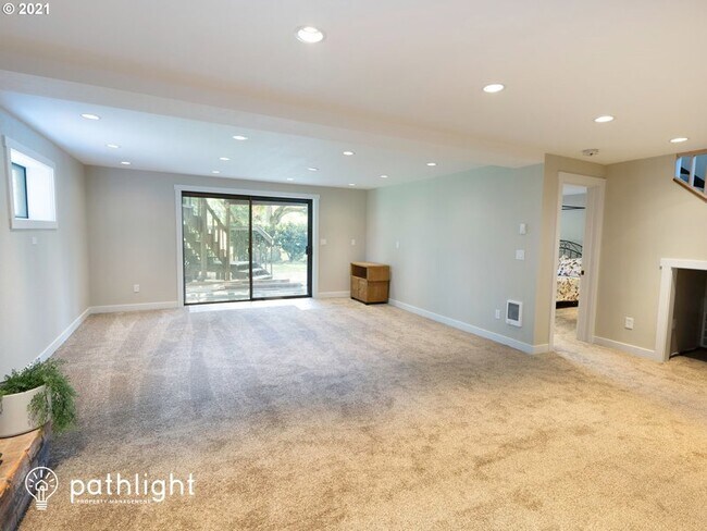 Photo - 10009 SE 11th St