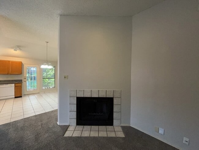 Photo - 1037 Stableway Ln