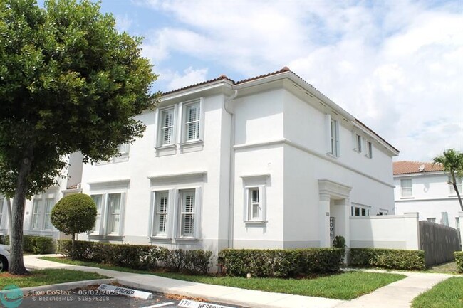 Photo - 15663 SW 41st St Unidad 178 Rental