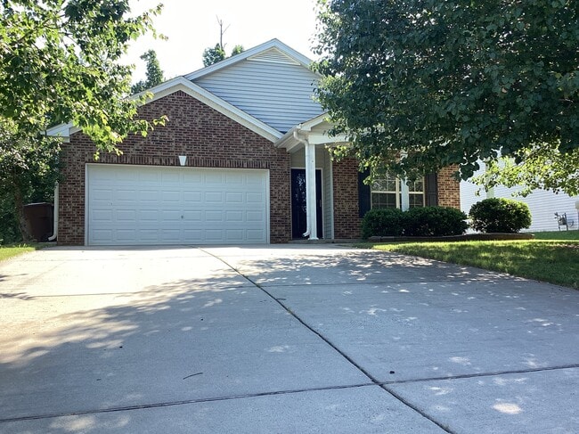 Building Photo - 929 Redland Dr