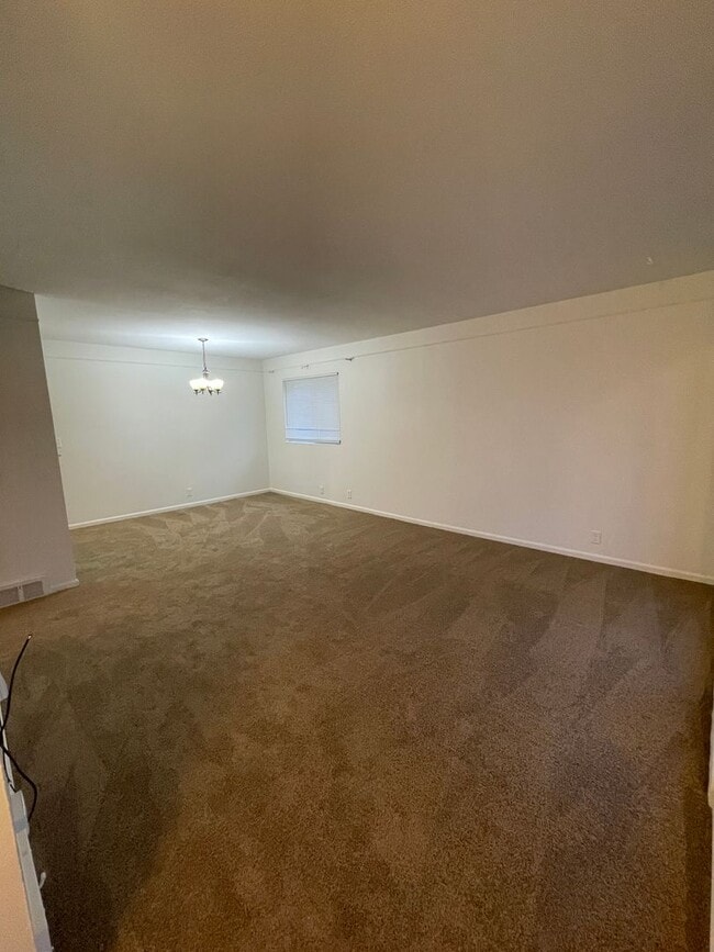 Photo - Three Bedroom Home for Rent in West Willow!