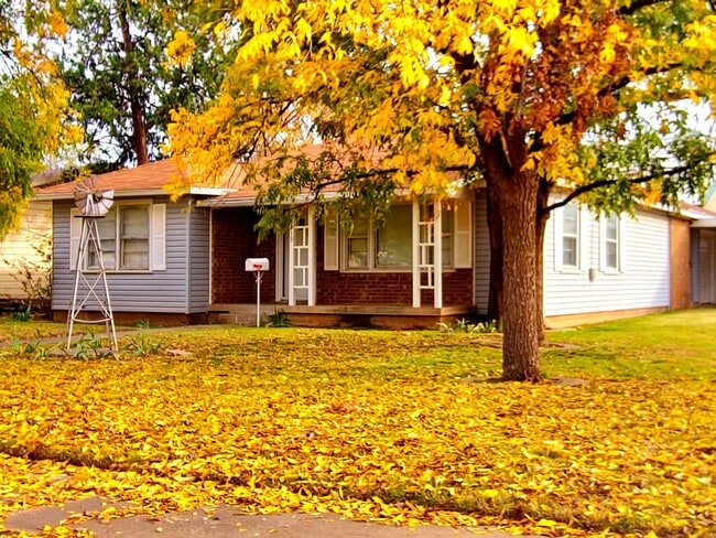 Photo - AUGUST PRE-LEASE - 3/2/2 In the Medical District