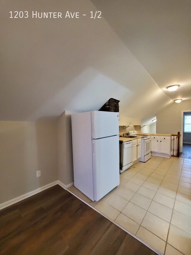 2Bed Near OSU Medical Campus. Available F... Apartment Unit 1/2