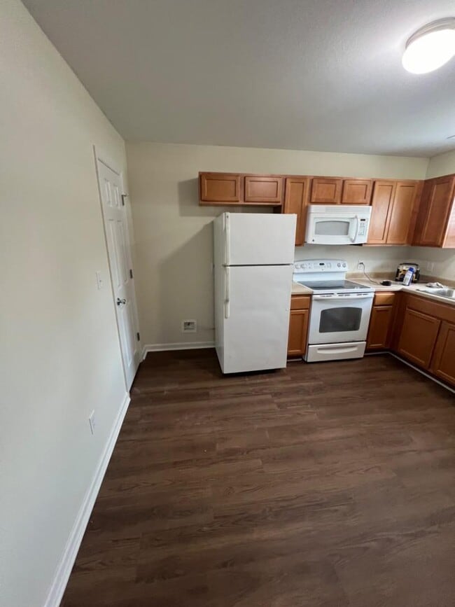 Photo - 2037 Pony Farm Rd