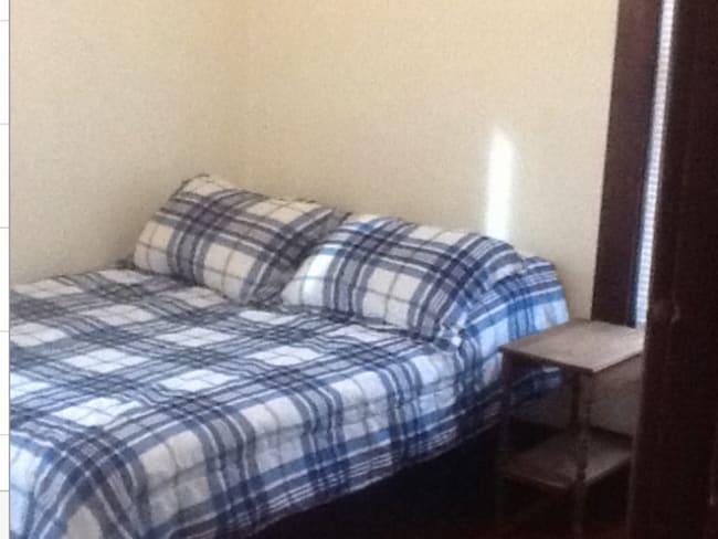 Photo - 2002 Caroline St