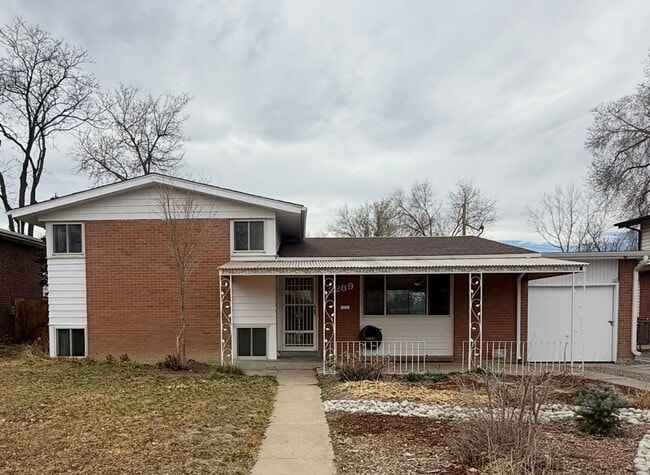 Building Photo - $0 DEPOSIT OPTION, CHARMING 3 BED 2 BATH TRADITIONAL HOME!! HUGE YARD, STEPS FROM PEORIA STATION