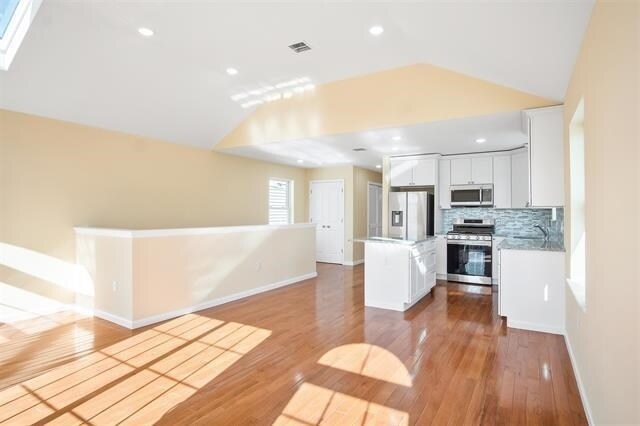 Photo - 81 W 20th St Unit 2