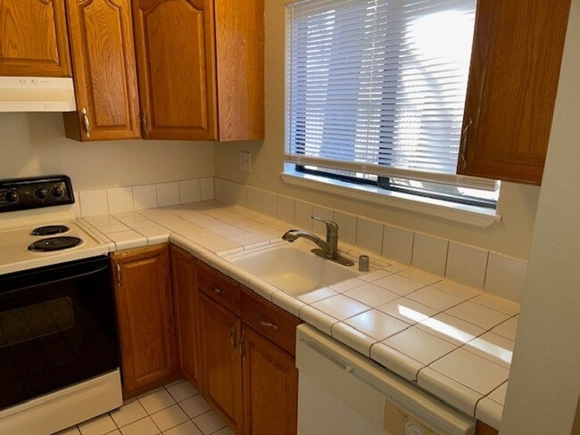 Photo - 2150 Northwood Cir