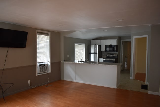 Photo - 502 S Pine St Unit A