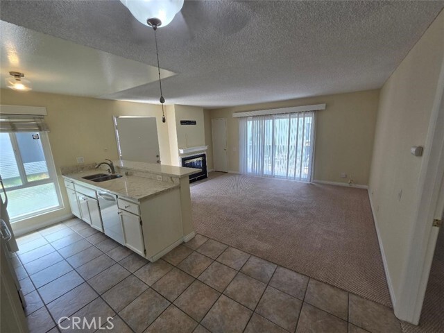 Building Photo - 2821 S Fairview St Unit A