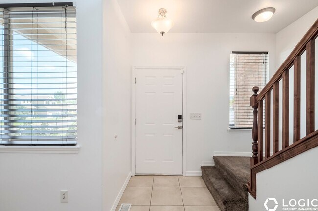 Photo - 5878 Arlinridge Dr
