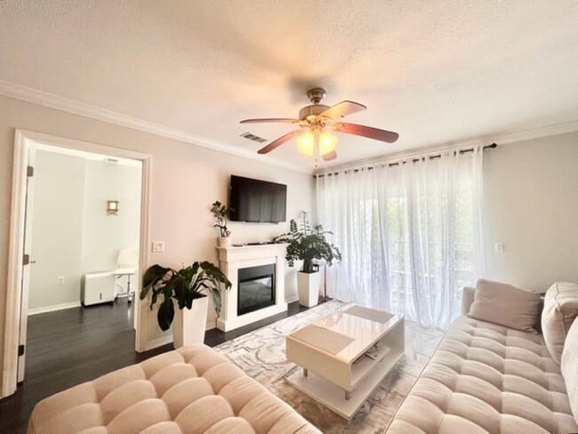 Photo - 4274 Calinda Ln