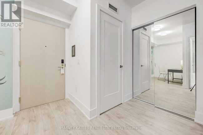 Photo - 480 Front St W Unit 1308