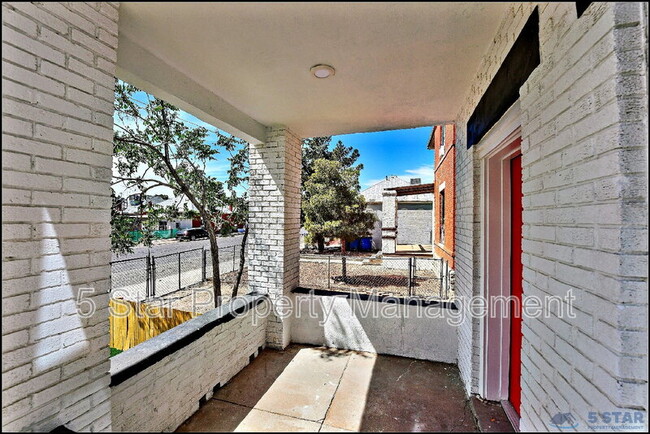 Photo - 615 Arizona Ave Unit 2