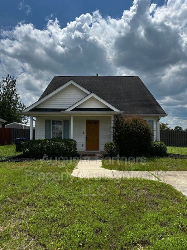 Building Photo - 2120 Whitney S Dr