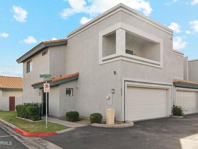 3 Bedroom Condo in Peoria - 3 Bedroom Condo in Peoria