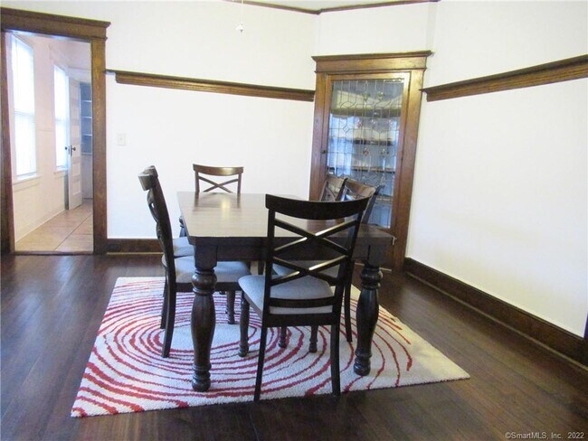 Photo - 53 Eaton St Unit 2nd Floor