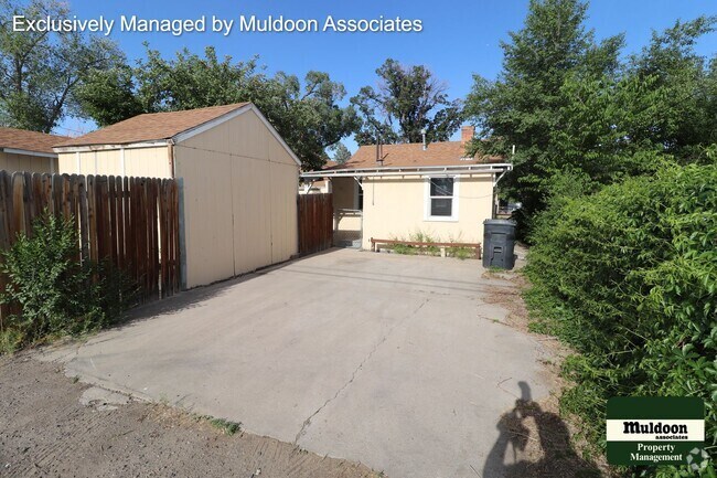 Building Photo - 2415-2417 Evans Ave Rental