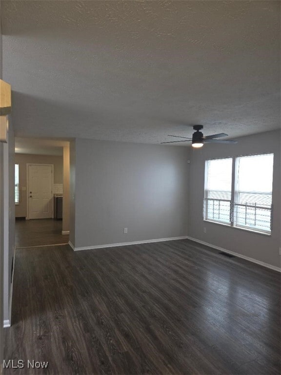 Building Photo - 9421 Hilgert Dr Rental