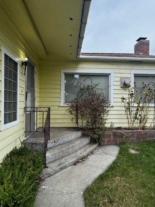 811 Spokane Ave