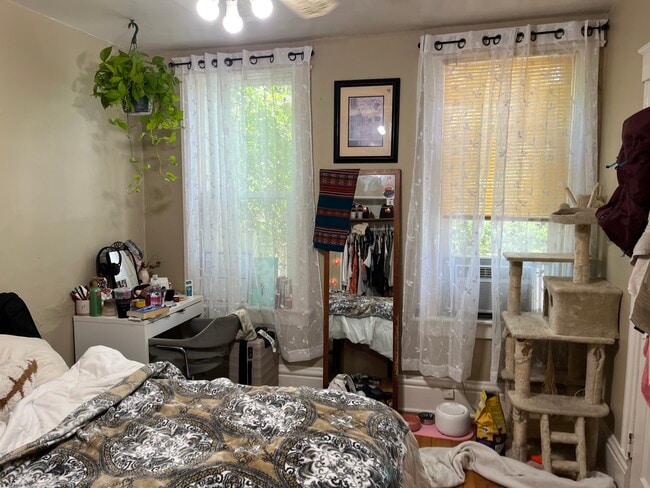 Photo - 1237 E Johnson St Unidad 1237