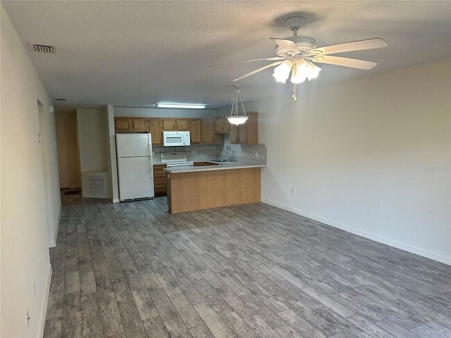 809 Dennis Ave