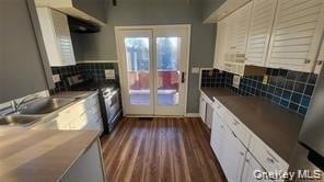 Building Photo - 214 Church St