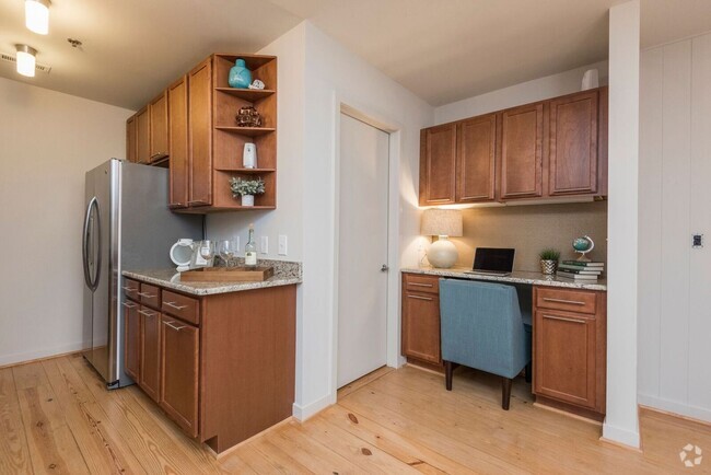 Building Photo - 1200 Walnut St Unit #503 Rental
