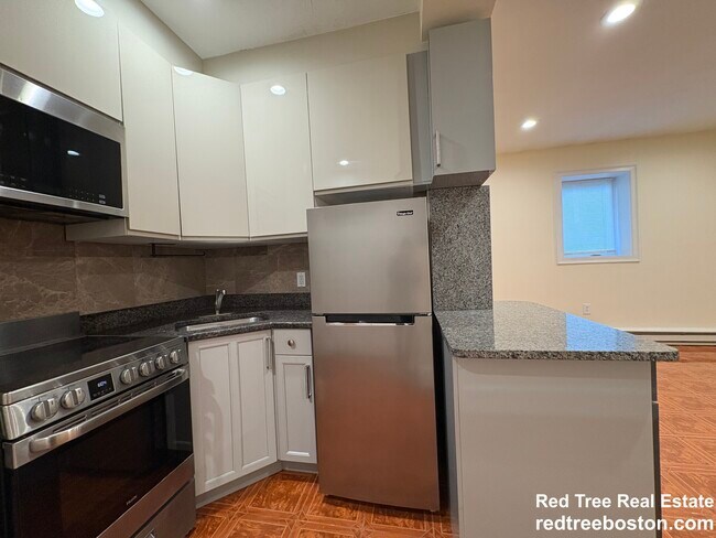 Photo - 69 Babcock St Unit 7