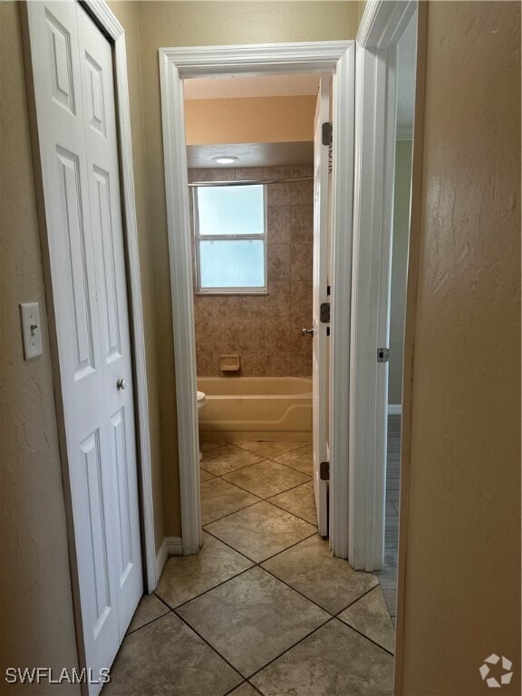 Building Photo - 4234 SE 19th Pl Unit E Rental