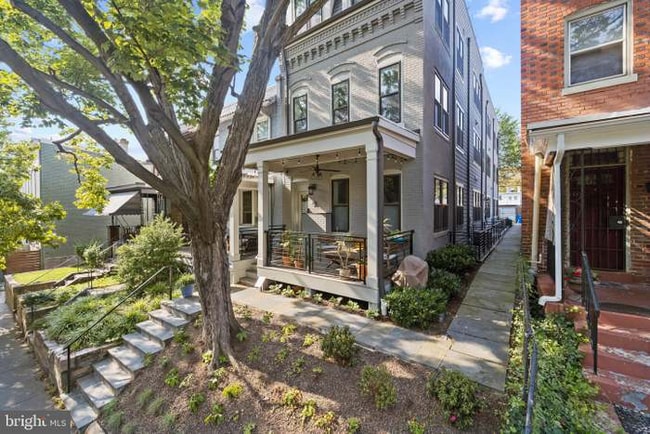 Photo - 761 Kenyon St NW Unit 2