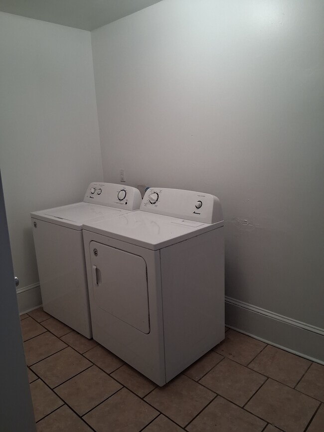 Photo - 917 N Lombard St