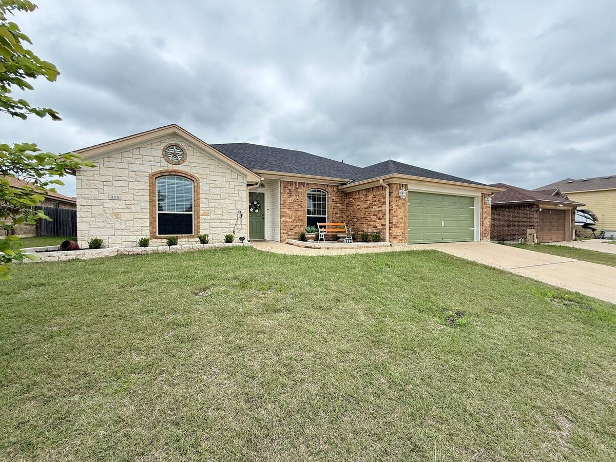 NEW IN MANAGEMENT - COMING SOON! - NEW IN MANAGEMENT - COMING SOON!