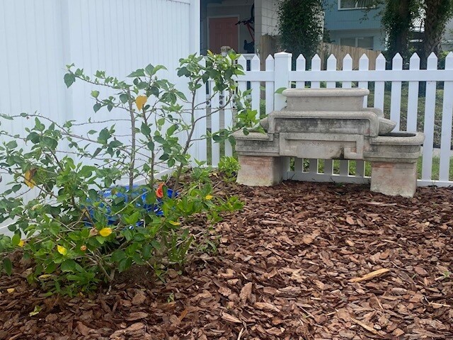 This unit is conveniently located to the Town Center - 391 Ahern St