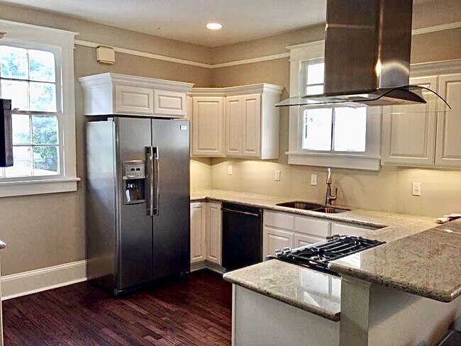 Photo - 1217 Foucher St Unit 1217