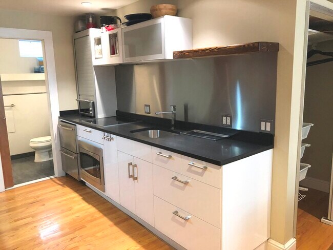 Photo - 19 Branch St Unit B