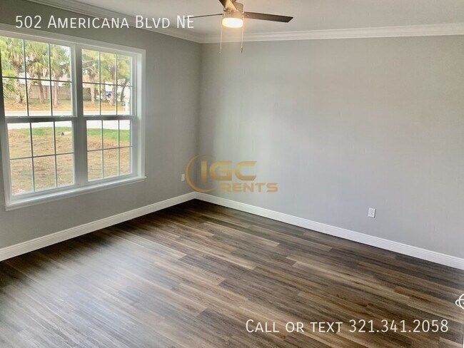 Photo - 502 Americana Blvd NE