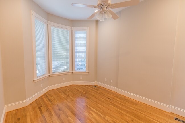 Photo - 1121 West Ave