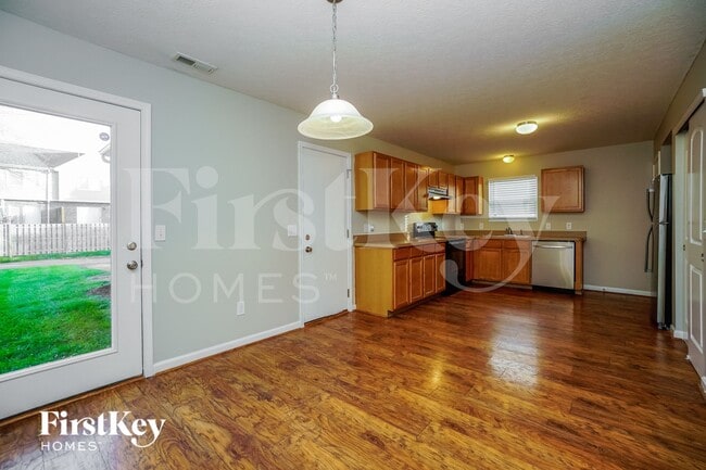 Photo - 6328 Marengo St