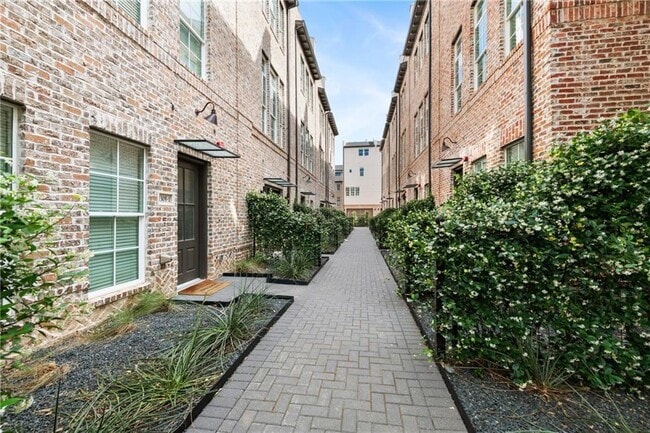 Photo - 1305 Town Creek Dr