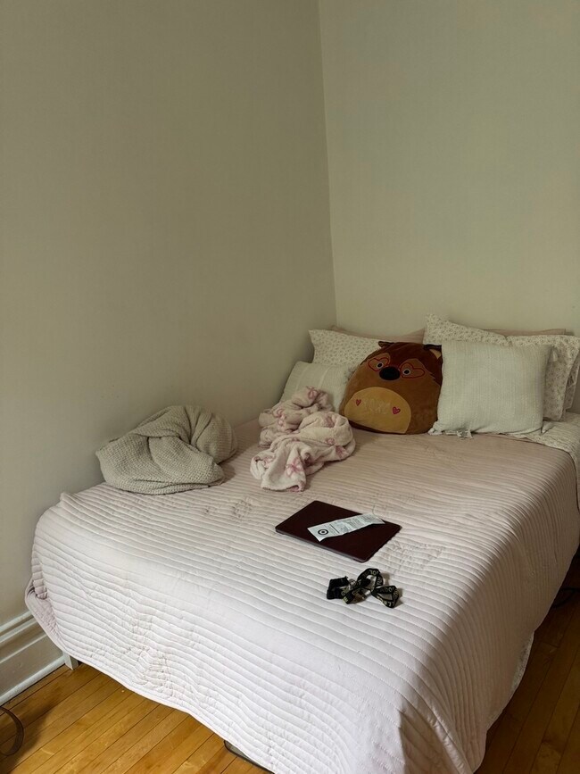 Photo - 865 W Newport Ave Unit 3