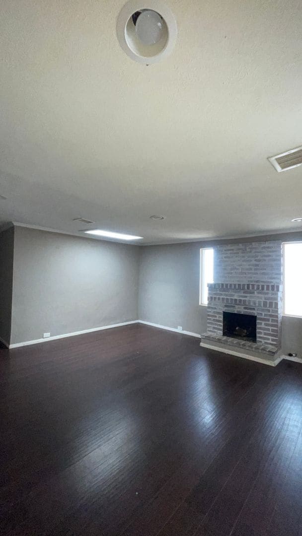 Photo - Charming and spacious 3-Bedroom 2 bath house.